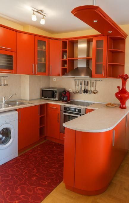 Дава се под наем Двустаен апартамент в Варна, Център - 70 кв.м за 500 € - Снимка #1