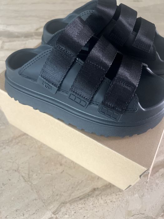 Papuci UGG marimea 35