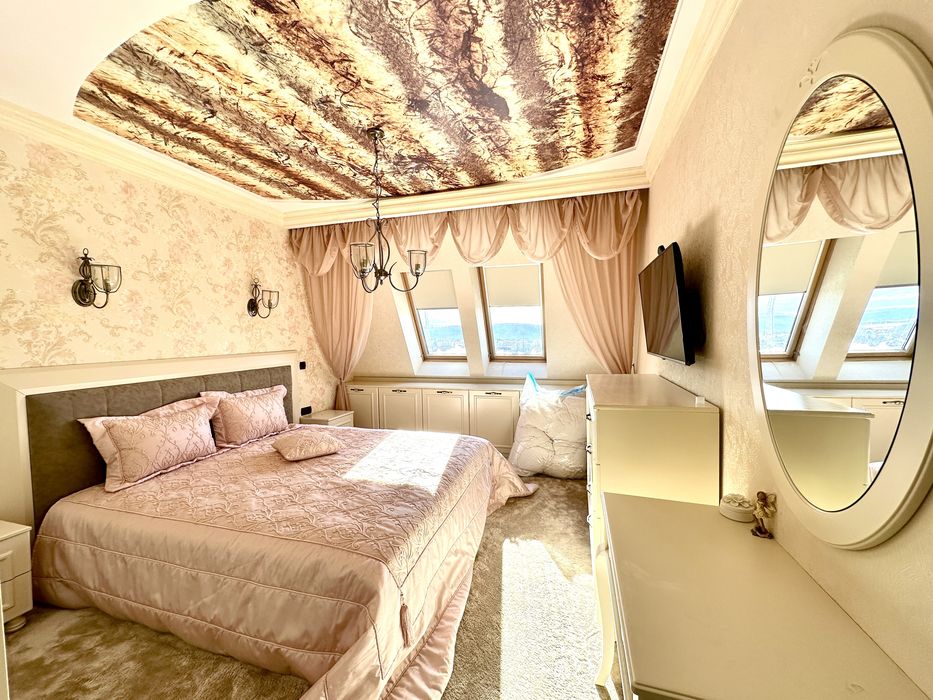 Продава се Тристаен апартамент в Велико Търново, Център - 101 кв.м за 1832 €/кв.м - Снимка #7