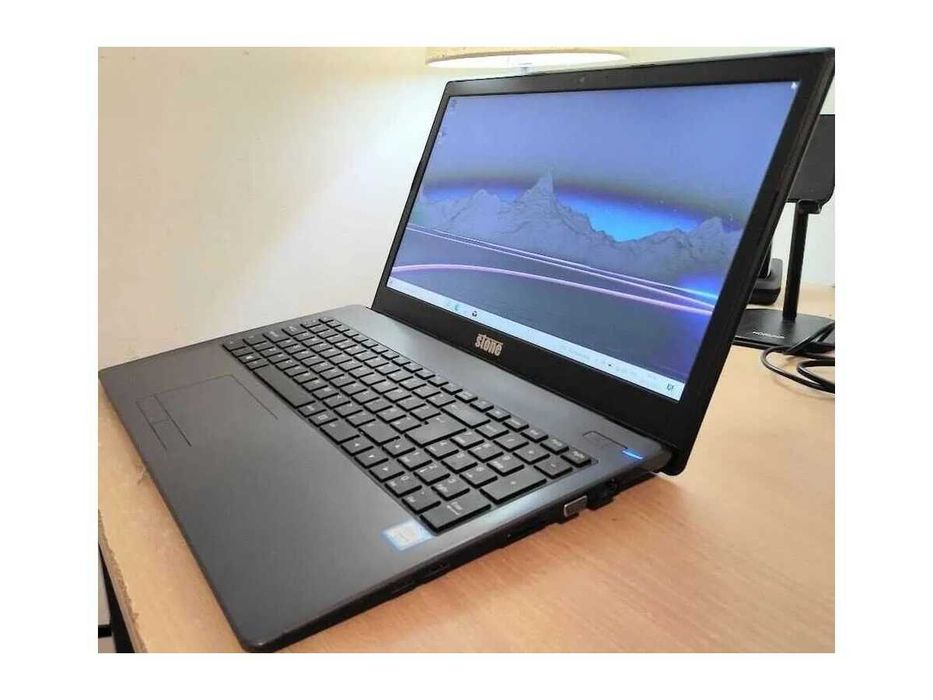 Лаптоп Stonebook P11C I5-7200U 8GB 256GB SSD NVME с до 24 МЕСЕЦА ГАРАНЦИЯ и Windows 11 PRO