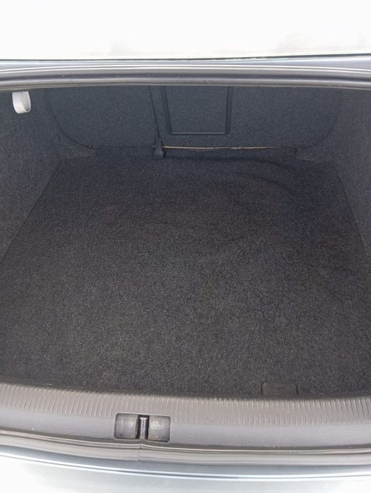 Volkswagen Jetta  170 cp Diesel klimatronic