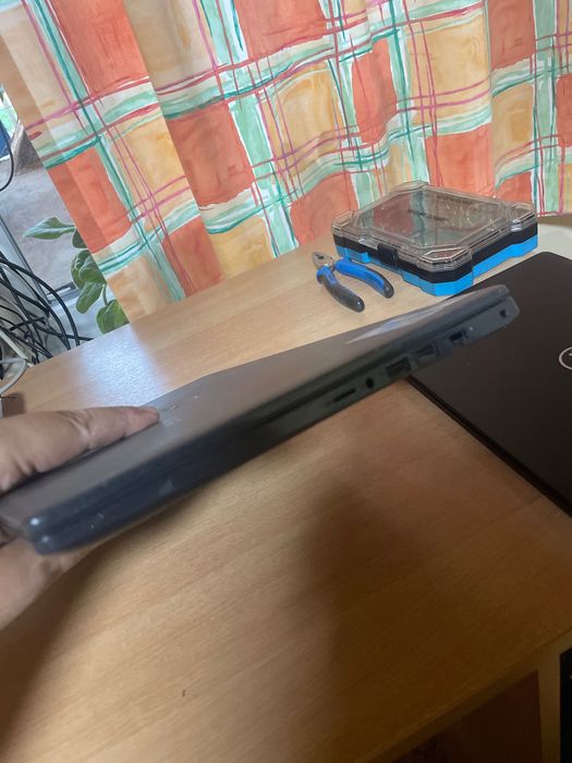 DELL Latitude 3510 I3-10110U 12GB DDR4