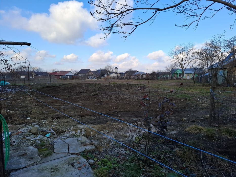 Teren Centru Aroneanu