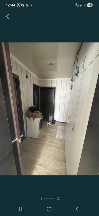 Үш болмелі үи сатылат