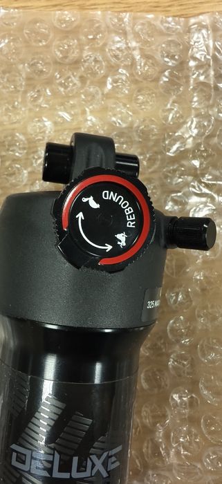 НОВ Заден амортисьор/Шок Rock Shox Deluxe Select 210x50mm