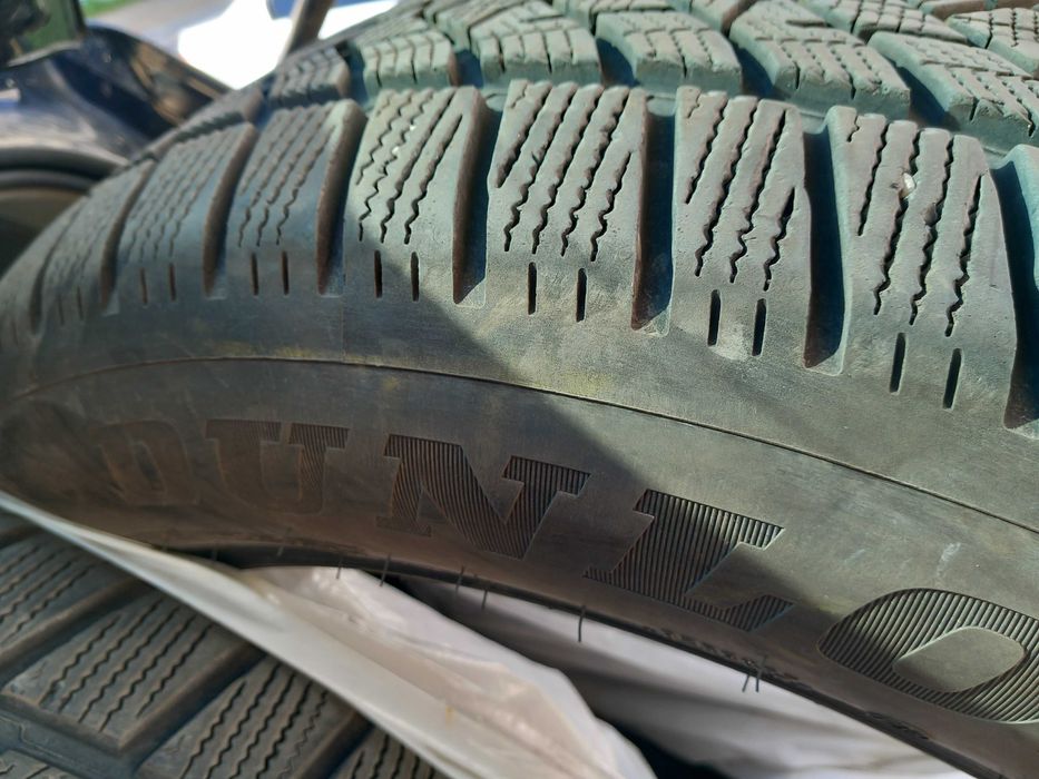 235/55 R19 Dunlop Winter sport DOT 2521