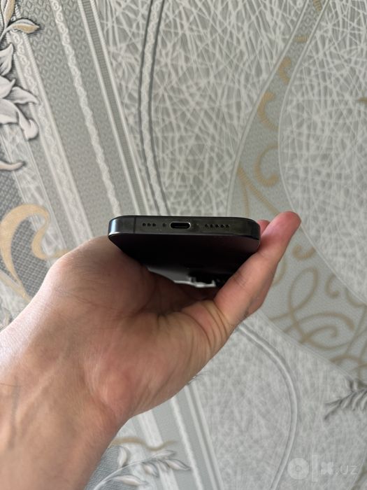 Iphone 16 pro 256 GB black. 795$ | 87% batarey