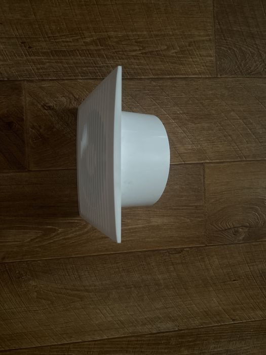 Вытяжка вентиляторная