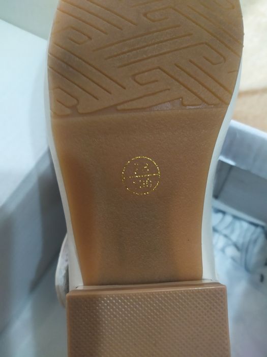 Детские туфельки на девочку