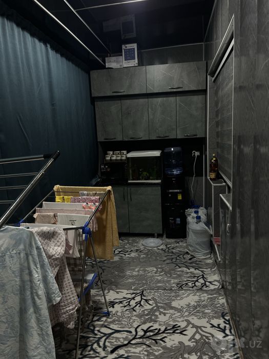 Kvartira tez va arzon sotiladi barcha narsalari bilan