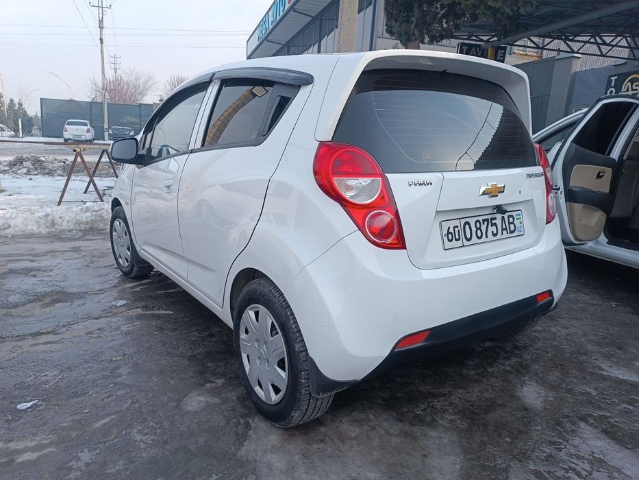 Spark Yili 2011 yurgani 493 ming