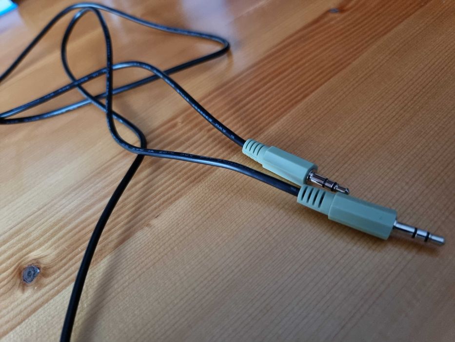 Cablu prelungitor microfon cu mufa audio jack 3.5 la jack 3,5 masina