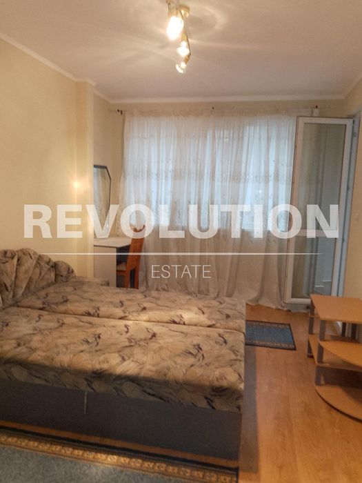 Дава се под наем Тристаен апартамент в Варна, Център - 80 кв.м за 500 € - Снимка #5