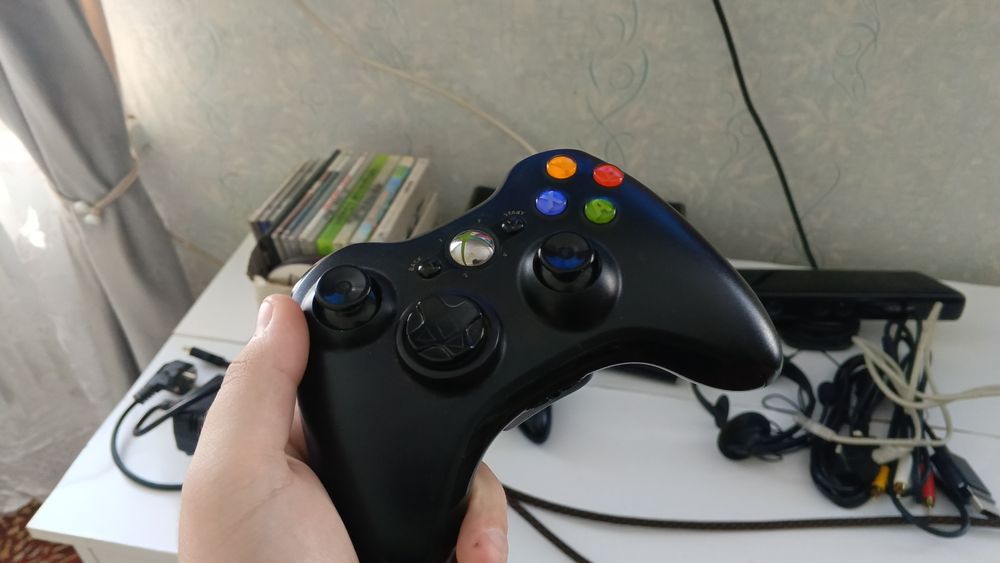 Продам хбох 360 256гб