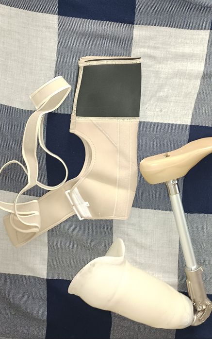 Протез бедра Сон протези