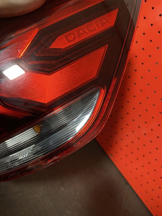 Stop dreapta Dacia Sandero 3 an pana la 2023