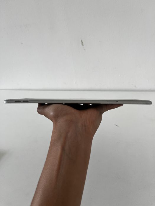 Продам ipad air 2