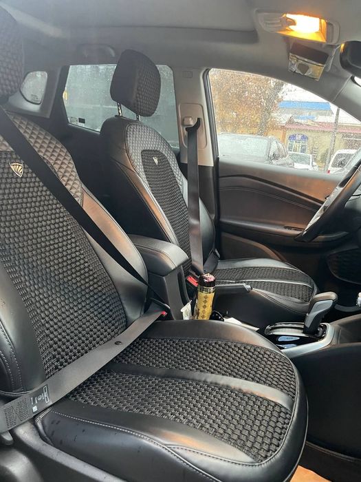 Продаётся Tracker premier turbo