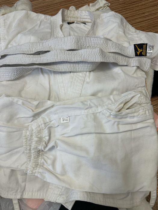 Кимоно для таэквондо и каратэ