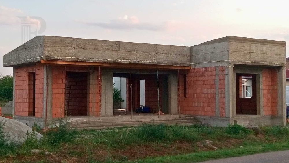 Construcții case la roșu Oradea | fundație, zidărie și acoperiș