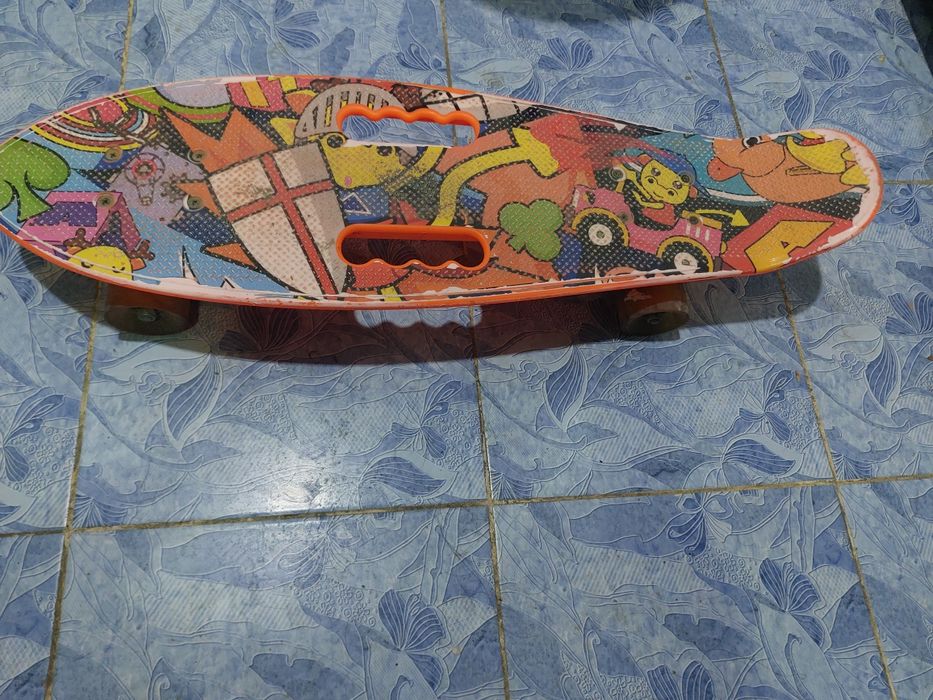 Скейт сотилади арзон