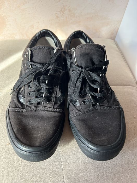 Черен класически VANS