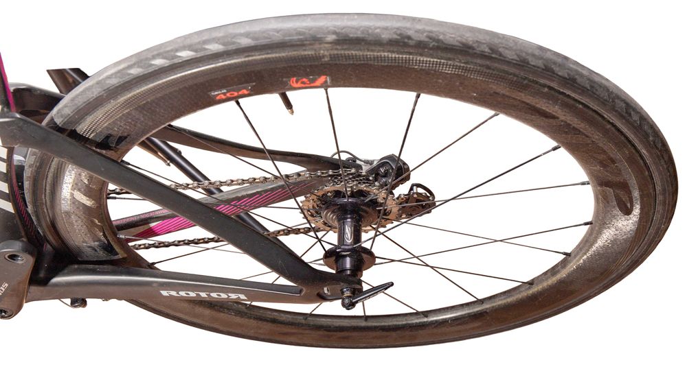 Продавам тубуларни капли Zipp 404 и заден диск за часовник Corima