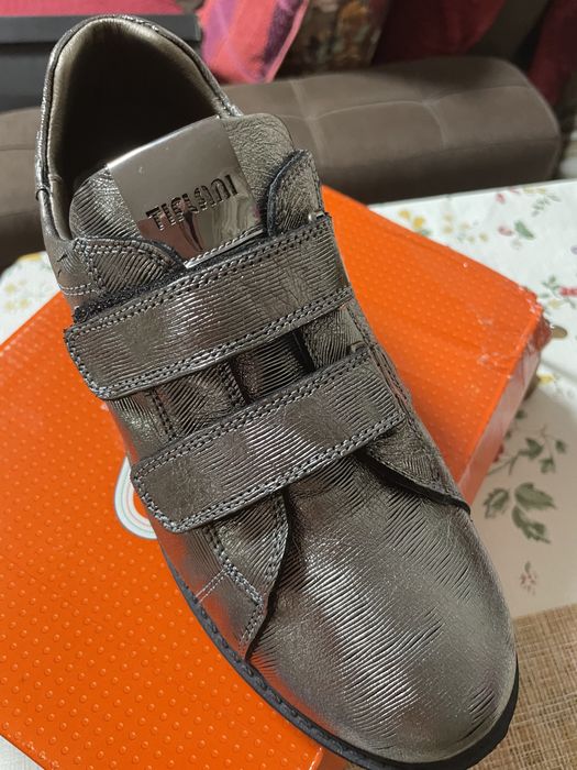 Продам туфли подростковые, 36 размер