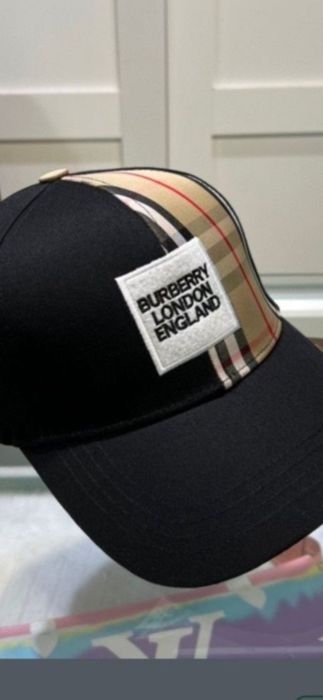 Șapcă Burberry, model 2026, 8 modele, preț fix