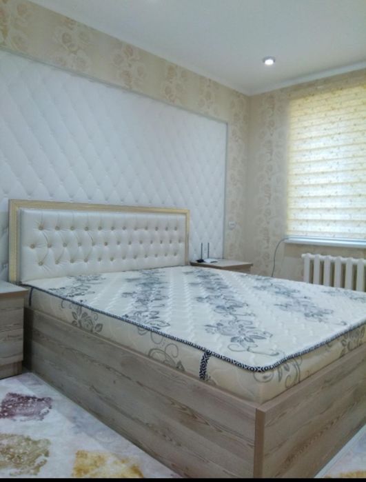 Кровать спальная