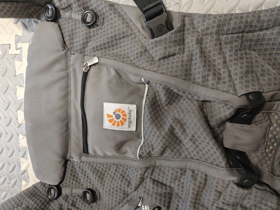 Ergobaby раница бебеносене