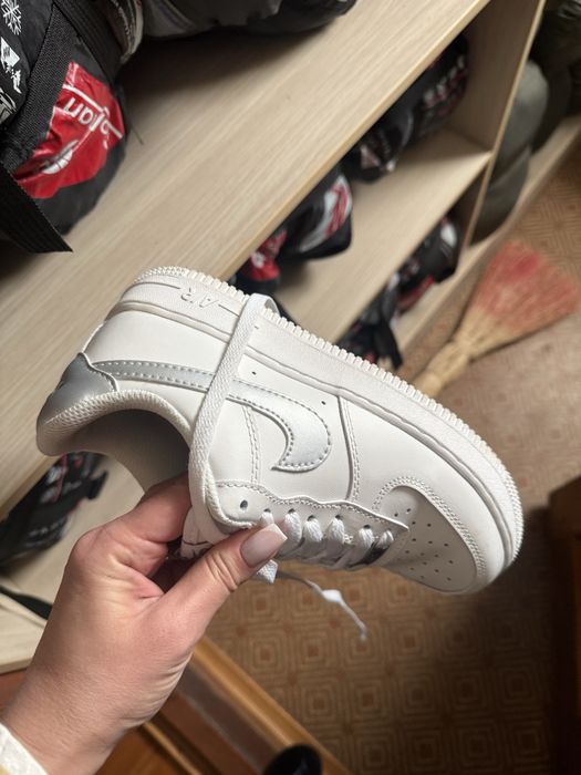 Кроссовки под Nike