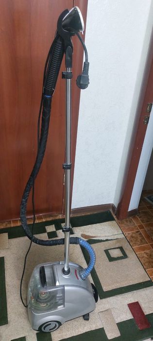 Паровой утюг в отличном состоянии