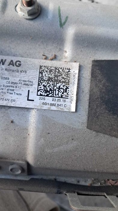 airbag genunchi Skoda Octavia 3 cod 5G1880841C