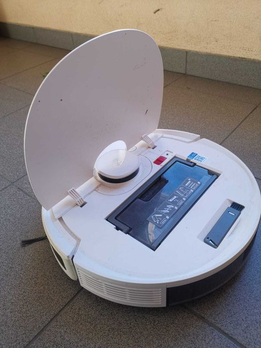 Robot ECOVACS DEEBOT N8 primit cadou