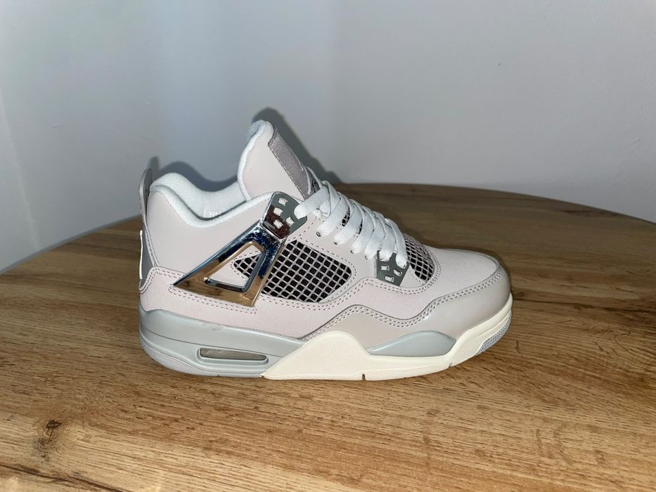 Adidași NIKE Jordan 4 Frozen Moments nr 38 - 45