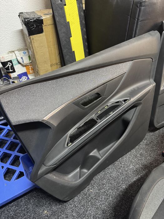 INTERIOR Peugeot 5008 3008 Canapele Fete de usi Banchete Cotiera