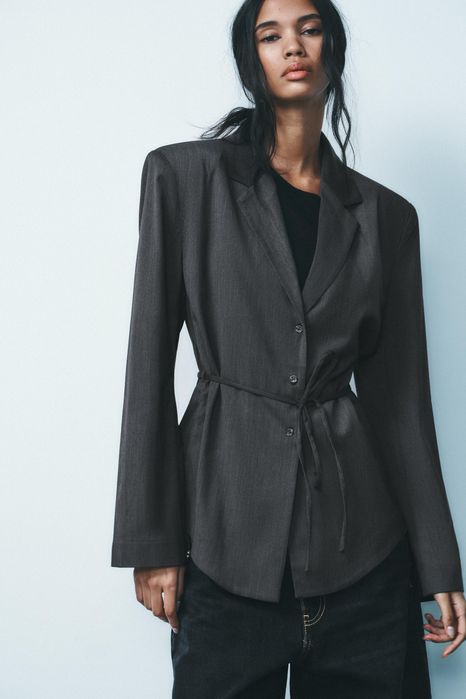 Блейзър     ZARA