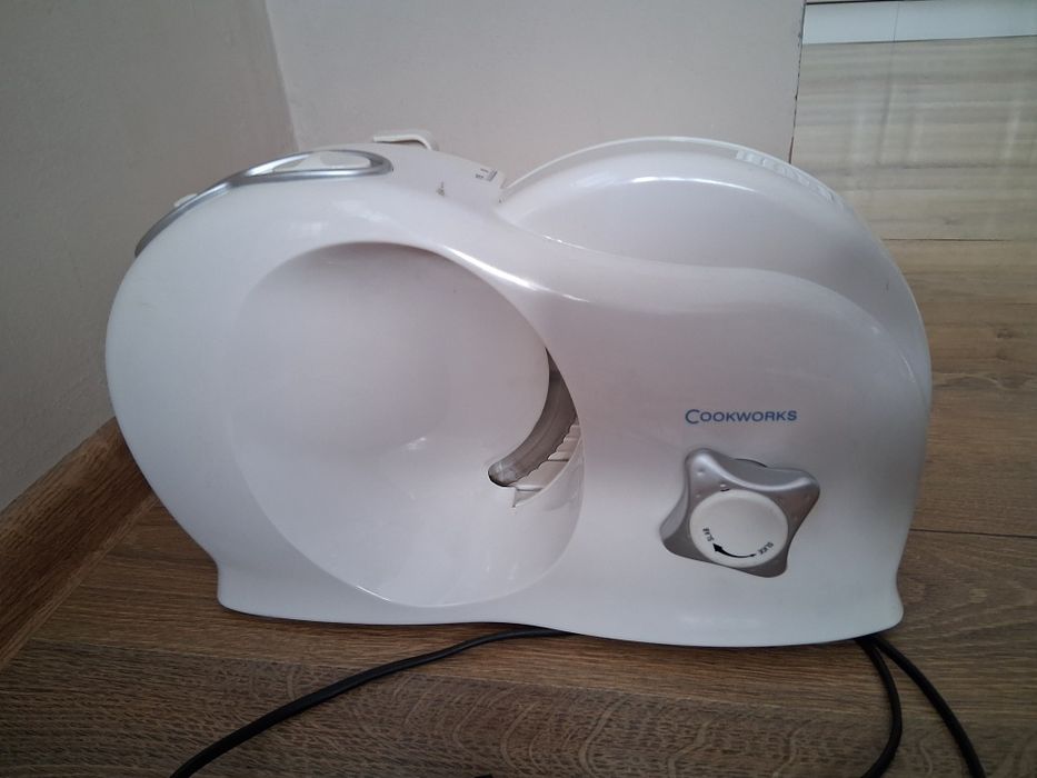 Електрическа машинка за рязане