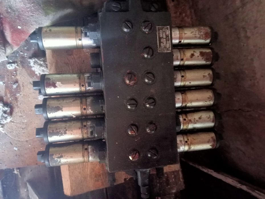 Насос распределитель компрессор Вектор Акрос Уаз