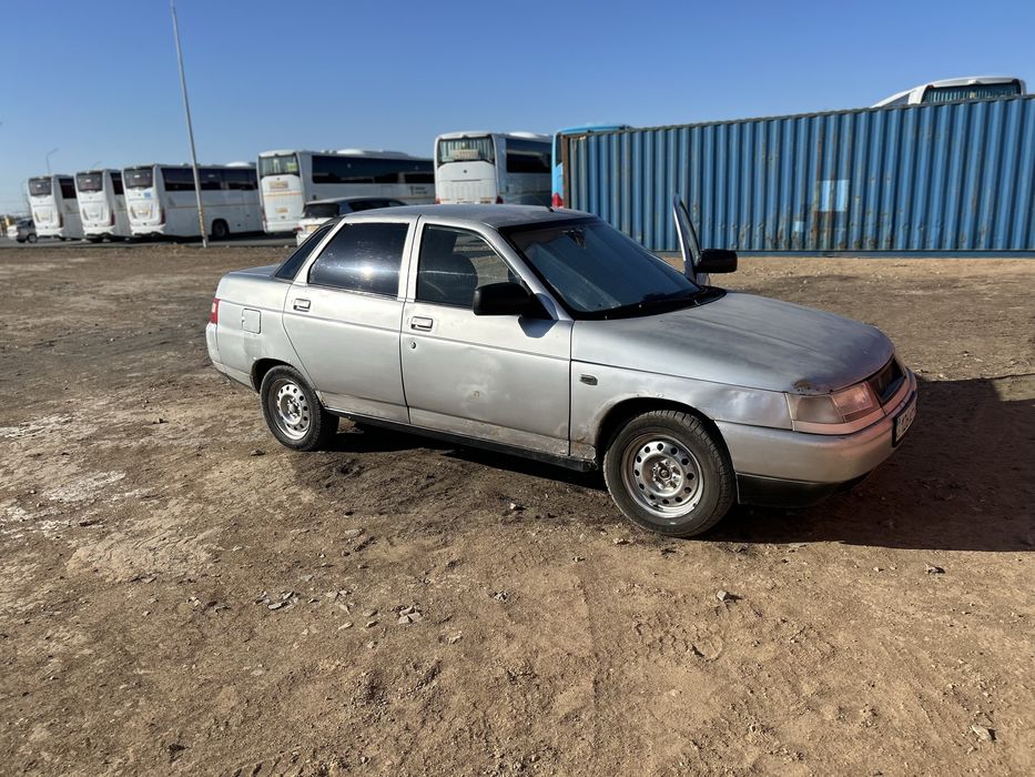 продаю машину ВАЗ 2110