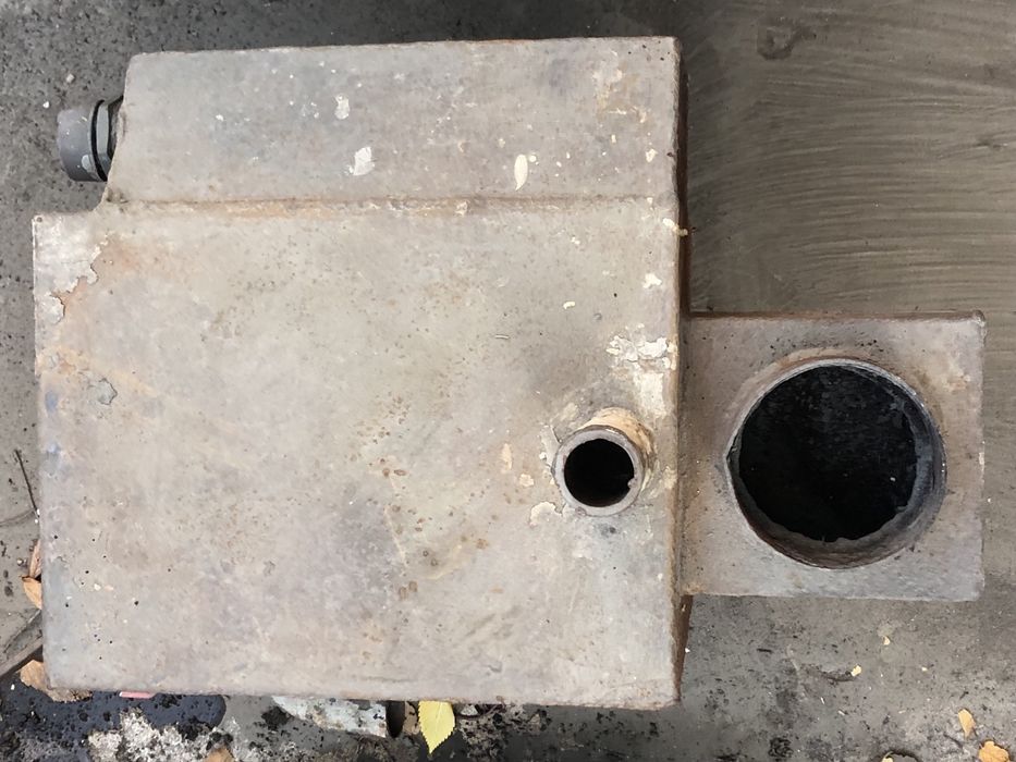 Продам напольную газовую печь.