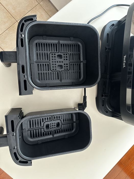 Air fryer Tefal Dual Easy Fry & Grill – 2 cuve, stare foarte bună