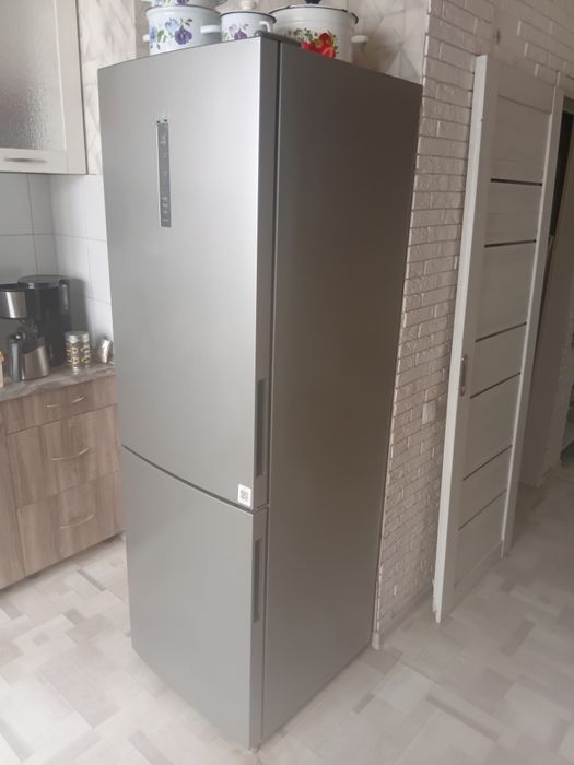 Холодильник Haier