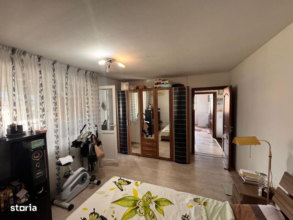 Apartament open-space cu 3 camere, 58 mp, zona Rovine