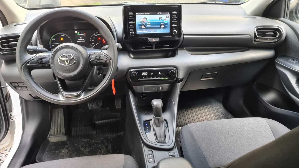 Toyota Yaris , 2021 1.5 hibrid , km 77969 detalii pe autoavariat-ro