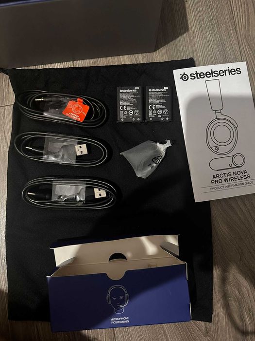 SteelSeries Artics Nova Pro Wireless Albe Playstation