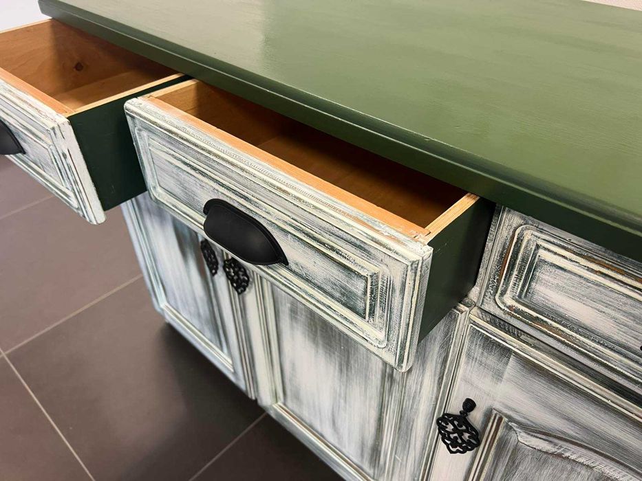 Уникален дървен кухненски шкаф, рамка и стилаж в тъмно зелено