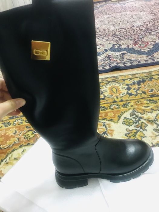 Продам сапоги осенне-зимние