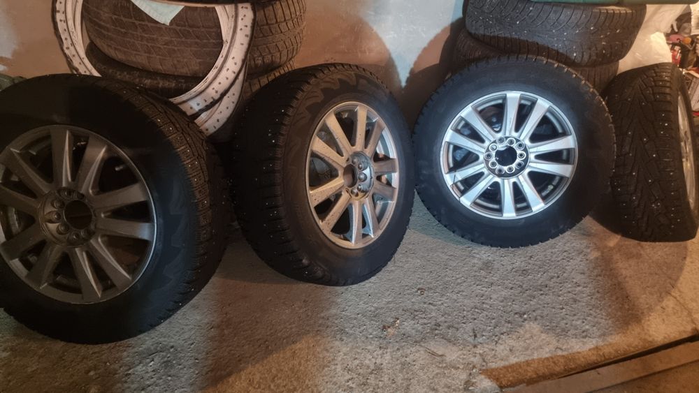 Продам комплект дисков R16 с резиной